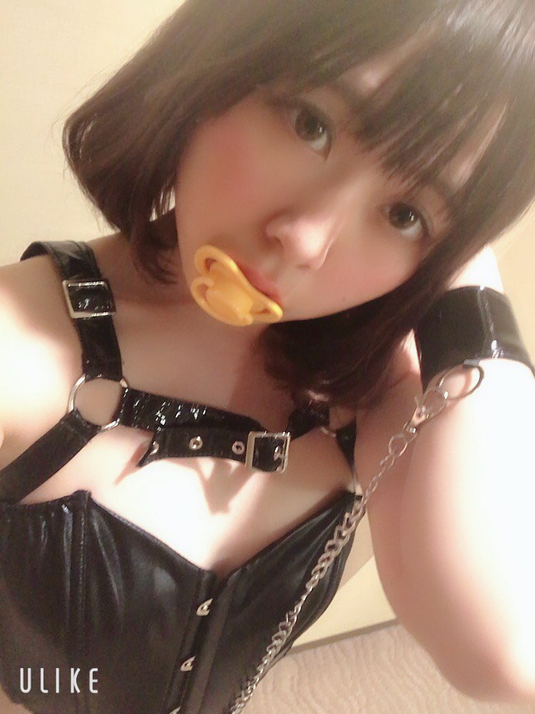 Chuyện Cô Bạn Gái Có Máu BDSM