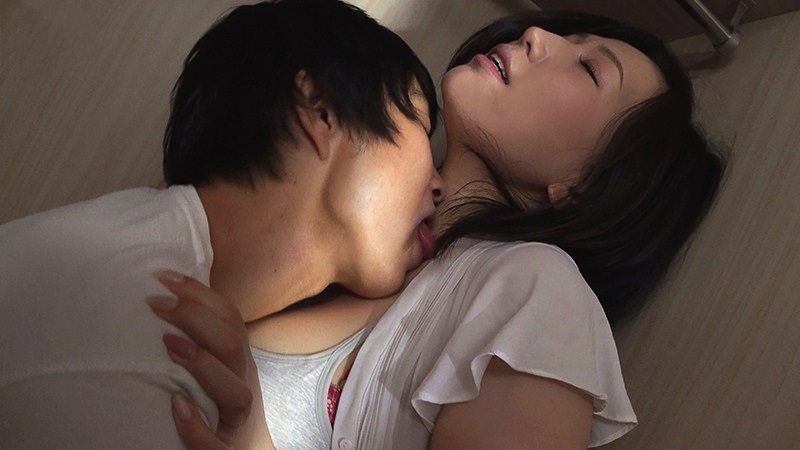 Dì Hân Góa Phụ Gợi Cảm